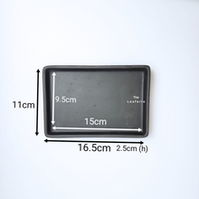 Load image into Gallery viewer, The Leaferie Zisha rectangular trays . 2 colours 5 sizes. Purple sand base plate