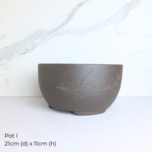 Load image into Gallery viewer, As-is ceramic pots oct/nov 25 with 'LEAFERIE' branding.