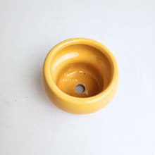 Load image into Gallery viewer, The Leaferie Liv flowerpot. 2 colours ceramic material