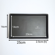 Load image into Gallery viewer, The Leaferie Zisha rectangular trays . 2 colours 5 sizes. Purple sand base plate