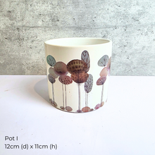 Load image into Gallery viewer, The Leaferie As-is July-aug 25. 9 items