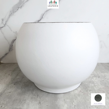 Load image into Gallery viewer, The Leaferie Aurora big Flowerpot. Ceramic material