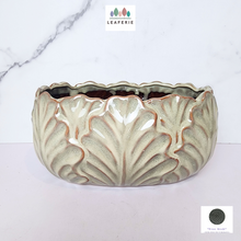Load image into Gallery viewer, The Leaferie Jokinen Shallow flowerpot.ceramic material