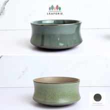 Load image into Gallery viewer, The Leaferie Zia Flowerpot. ceramic green pot