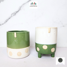 Load image into Gallery viewer, The Leaferie Mikkola flowerpot . 2 designs face design ceramic pot.