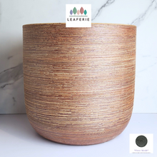 Load image into Gallery viewer, The Leaferie Ayla Large big ceramic pot.