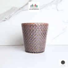 Load image into Gallery viewer, The Leaferie Tevynn pot. ceramic material