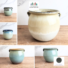 Load image into Gallery viewer, The Leaferie Sanrevelle Pot with handle. 5 colours . ceramic material