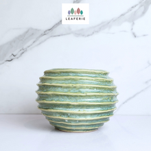 Load image into Gallery viewer, Laurel Flowerpot (3 Colours)