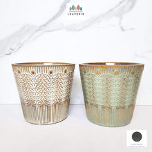 Load image into Gallery viewer, The Leaferie Sage FLowerpot. 2 colour ceramic pot