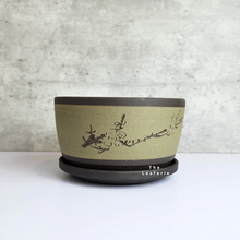 Load image into Gallery viewer, The Leaferie Zisha Tray large suitable for bonsai pots. reimi pots. 3 colours and 5 sizes. front photo of colour B with Reimi pot