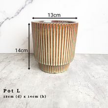 Load image into Gallery viewer, The Leaferie As-is august 24. 12 items