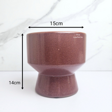 Load image into Gallery viewer, The Leaferie Oya red flowerpot. ceramic material