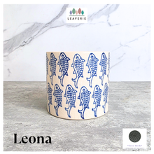 Load image into Gallery viewer, The Leaferie Leona fish pot. ceramic material