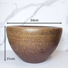 Load image into Gallery viewer, The Leaferie Allary Big Flowerpot. Ceramic material