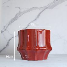 Load image into Gallery viewer, The Leaferie Pomme Red ceramic glossy pot.