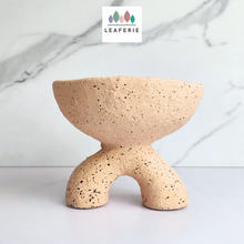 Load image into Gallery viewer, The Leaferie Gokcen 2 legged cement planter. no drainage hole