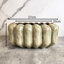 Load image into Gallery viewer, The Leaferie Sable shallow pot. ceramic material