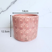 Load image into Gallery viewer, The Leaferie 70s ceramic pot in pink