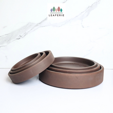 Load image into Gallery viewer, The Leaferie Deep zisha trays. 2 colours and 6 sizes . purple sand base