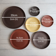 Load image into Gallery viewer, The Leaferie Zisha purple sand trays . 7 sizes and 6 colours. suitable for bonsai. front view of all colours and size