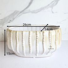 Load image into Gallery viewer, The Leaferie Jethro Long shallow pot. ceramic material and white colour
