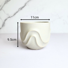 Load image into Gallery viewer, The Leaferie Tymo white pot. wavy design and ceramic material