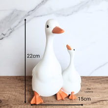 Load image into Gallery viewer, The Leaferie Pippa duck resin material garden decoration