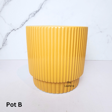 Load image into Gallery viewer, Sonnet Flowerpot (3 Colours)