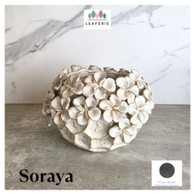 Load image into Gallery viewer, The Leaferie Soraya Handmade flowerpot. 2 colors