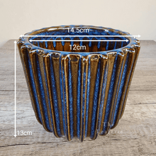 Load image into Gallery viewer, Radha Pot