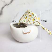 Load image into Gallery viewer, The Leaferie Pixie duck duckling pot. ceramic material