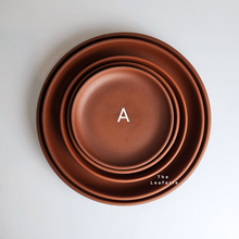 Load image into Gallery viewer, The Leaferie Zisha Tray large suitable for bonsai pots. reimi pots. 3 colours and 5 sizes. front photo of colour A