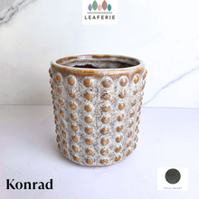 Load image into Gallery viewer, Konrad Flowerpot
