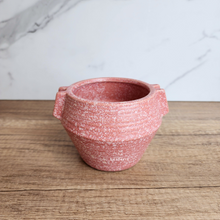 Load image into Gallery viewer, The Leaferie Liora pink flowerpot. ceramic material