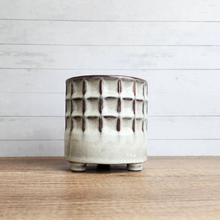 Load image into Gallery viewer, The Leaferie Lei flowerpot beige colour ceramic pot.
