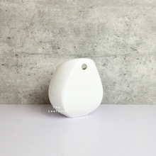 Load image into Gallery viewer, The Leaferie Aya Wall Hanging Pot. 3 colours. white, pink and black ceramic pots. back of pot