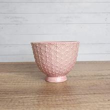 Load image into Gallery viewer, The Leaferie Faerie Flowerpot. 3 colours black , pink and white ceramic pot . pot B. pink