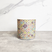 Load image into Gallery viewer, The Leaferie Lyall pot. ceramic material