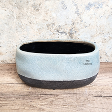Load image into Gallery viewer, The Leaferie Hubert long flowerpot. ceramic material