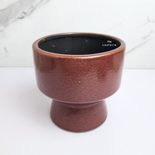 Load image into Gallery viewer, The Leaferie Oya red flowerpot. ceramic material