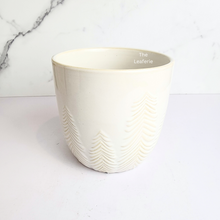 Load image into Gallery viewer, The Leaferie Izan ceramic white pot.
