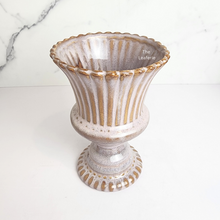 Load image into Gallery viewer, The Leaferie Tuari trophy ceramic pot. 2 sizes.