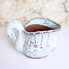Load image into Gallery viewer, The Leaferie Garcon duck pot. ceramic material