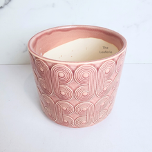 Load image into Gallery viewer, The Leaferie 70s ceramic pot in pink