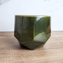 Load image into Gallery viewer, The Leaferie Sarah green flowerpot. ceramic material