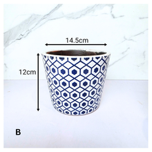 Load image into Gallery viewer, Aomi planters with 'LEAFERIE' branding on a white background