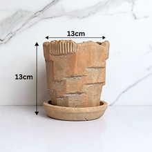 Load image into Gallery viewer, Yngvild Terracotta Flowerpot with tray