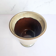 Load image into Gallery viewer, The Leaferie Keave trophy beige ceramic pot