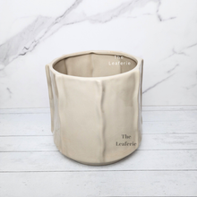 Load image into Gallery viewer, The Leaferie Livie beige ceramic pot